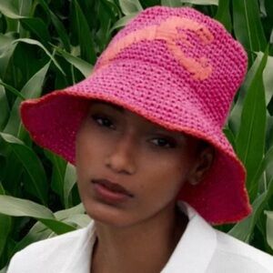 ZARA Crochet Bucket Hat with Lobster Detail in Fuchsia. Brand new!